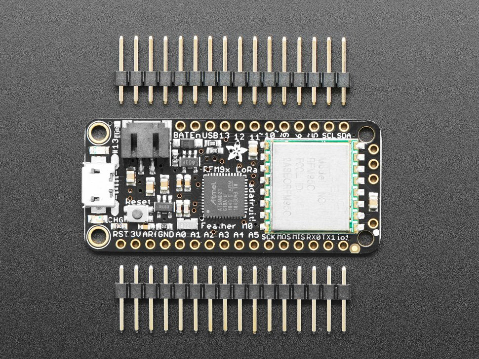Adafruit Feather M0 with RFM95 LoRa Radio - 900MHz