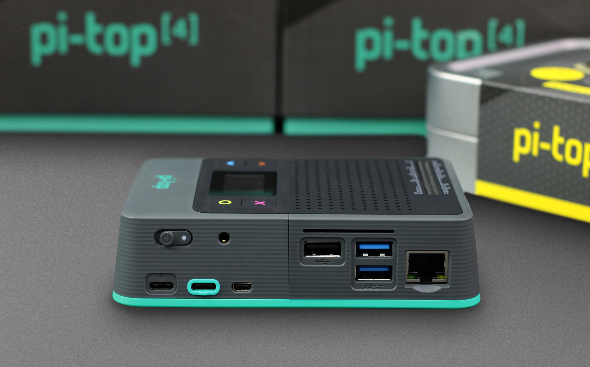 Pi-Top 4 with Raspberry Pi 4 (4GB) and Sensor Foundation Kit